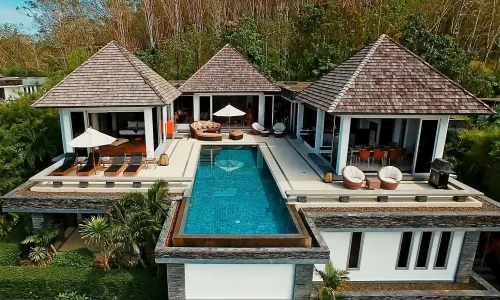 Модная вилла с 5 спальнями и с видом на море в проекте Оверлукинг Лайян, на пляже Бангтао/Лагуна