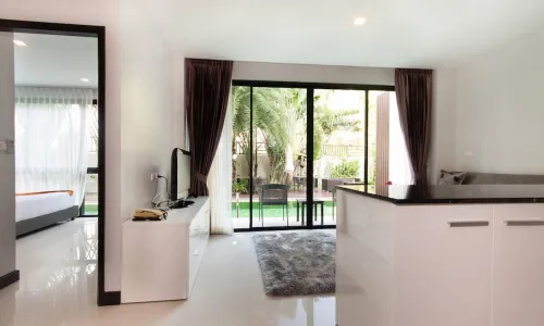 Восхитительные апартаменты с 2 спальнями и с видом на сад в проекте Зе Крис, на пляже Сурин