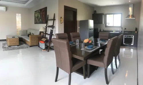 Комфортабельная вилла с 2 спальнями и с видом на сад в проекте Кокянг, на пляже Найхарн