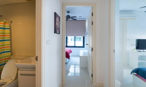 Удобные апартаменты с 3 спальнями и с видом на бассейн в проекте Реджент Камала, на пляже Камала 