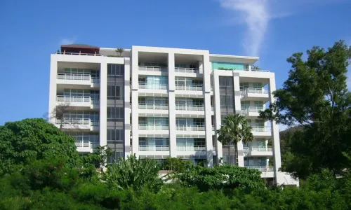 Восхитительные апартаменты с 2 спальнями и с видом на море в проекте Карон Хилл, на пляже Карон