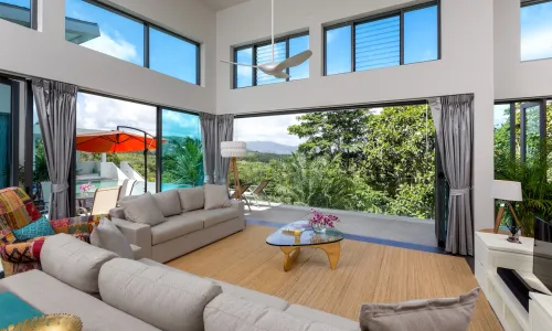 Комфортабельная вилла с 5 спальнями и с видом на горы в проекте Вичуда Хиллс Эстэйт, на пляже Лаян 