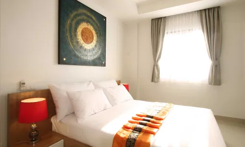 Великолепные апартаменты с 1 спальней и с видом на горы в проекте Сурин Сабай 2, на пляже Сурин