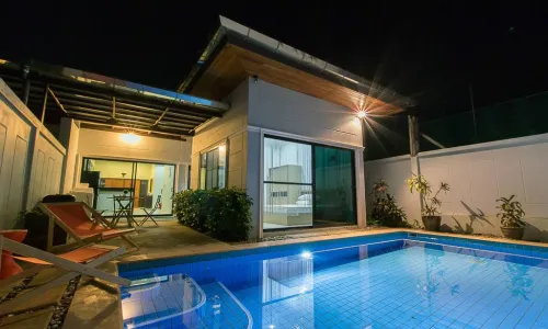 Cтильная вилла с 3 спальнями и с видом на сад, на пляже Чалонг