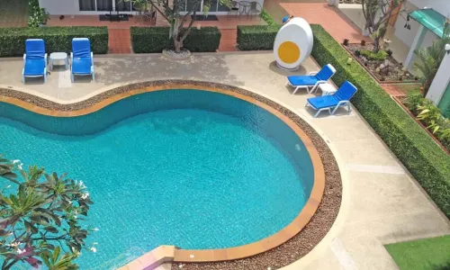 Восхитительные апартаменты с 1 спальней и с видом на бассейн, на пляже Найхарн