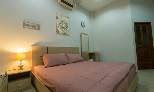 Cтильная вилла с 3 спальнями и с видом на сад, на пляже Чалонг