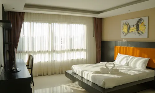 Превосходные апартаменты с 2 спальнями и с видом на город в проекте Реджент Камала, на пляже Камала 