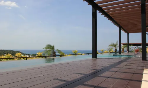 Сногсшибательные апартаменты с 2 спальнями и с видом на бассейн в проекте Си энд Cкай, на пляже Карон