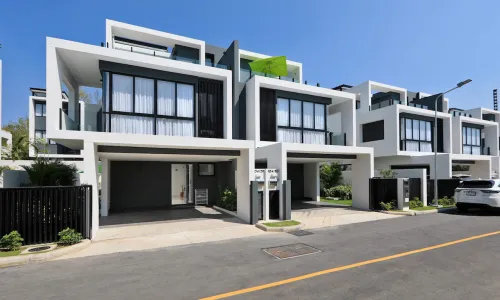 Cтильная вилла с 3 спальнями и с видом на бассейн в проекте Лагуна Парк 2, на пляже Бангтао/Лагуна