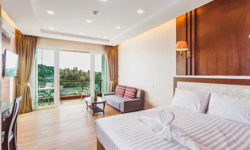 Шикарные апартаменты студия и с видом на море в проекте Си энд Cкай, на пляже Карон