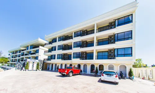 Комфортабельные апартаменты с 2 спальнями и с видом на бассейн в проекте Лаго, на пляже Найхарн