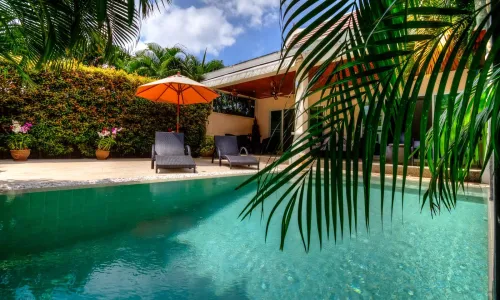 Сногсшибательная вилла с 1 спальней и с видом на бассейн, на пляже Найхарн