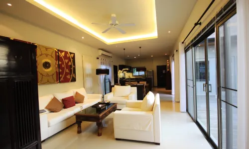 Удобная вилла с 2 спальнями и с видом на бассейн в проекте Кокянг, на пляже Найхарн