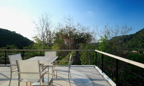 Восхитительные апартаменты с 2 спальнями и с видом на горы в проекте Зе Tрис резиденс, на пляже Камала 