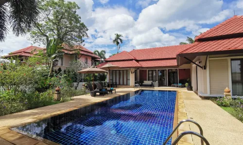 Сказочная вилла с 3 спальнями и с видом на бассейн в проекте Лагуна Хомс, на пляже Бангтао/Лагуна