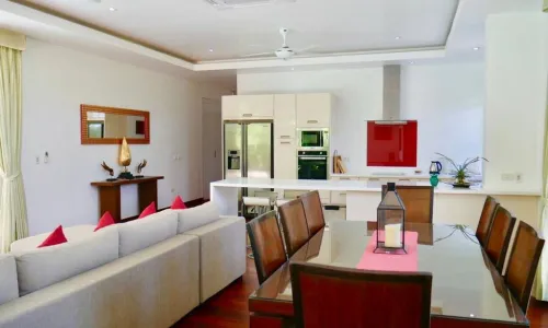 Восхитительная вилла с 3 спальнями и с видом на бассейн в проекте Зе Резиденс Бангтао, на пляже Бангтао/Лагуна