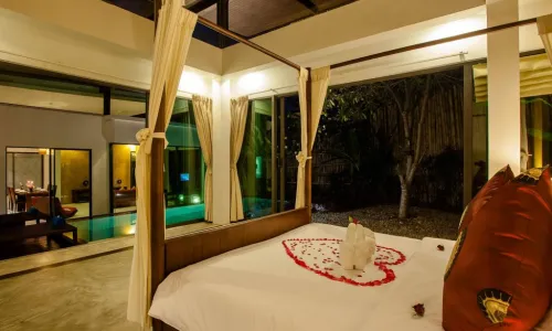 Cтильная вилла с 3 спальнями и с видом на бассейн в проекте Лав Лаян, на пляже Лаян 