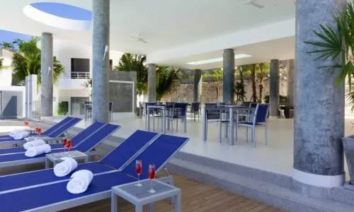 Сказочные апартаменты с 3 спальнями и с видом на море в проекте Зе Вью, на пляже Ката