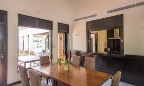 Сногсшибательная вилла с 3 спальнями и с видом на бассейн, не далеко от моря в проекте Чом Таван, на пляже Бангтао/Лагуна