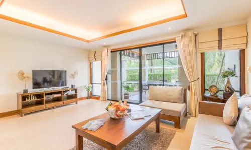 Восхитительная вилла с 2 спальнями и с видом на бассейн в проекте Ангсана Виллас Резорт, на пляже Бангтао/Лагуна