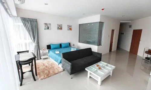 Cтильные апартаменты с 1 спальней и с видом на море в проекте Карон Чик, на пляже Карон