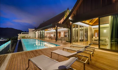 Прекрасная вилла премиум класса с 5 спальнями и с видом на море в проекте Малайвана, на пляже Найтон