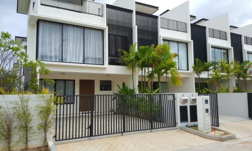 Шикарный таунхаус с 3 спальнями и с видом на сад в проекте Лагуна Парк, на пляже Бангтао/Лагуна