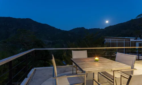 Восхитительные апартаменты с 2 спальнями и с видом на горы в проекте Зе Tрис резиденс, на пляже Камала 