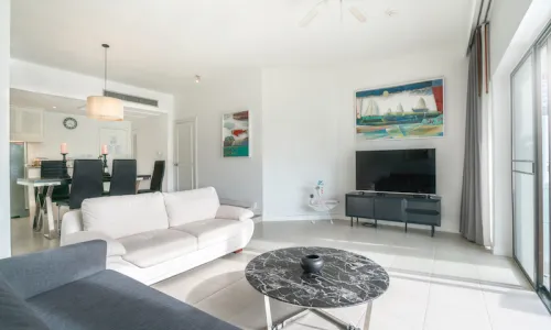 Превосходные апартаменты с 2 спальнями и с видом на горы в проекте Алламанда 2 и 3, на пляже Бангтао/Лагуна