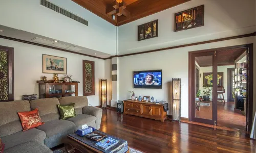 Роскошная вилла с 4 спальнями и с видом на бассейн в проекте Сайтан, на пляже Бангтао/Лагуна