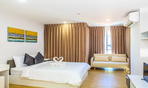 Модные апартаменты с 1 спальней и с видом на город в проекте Ката Озон, на пляже Ката