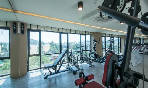 Cтильные апартаменты с 1 спальней и с видом на море в проекте Аристо, на пляже Сурин