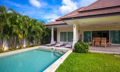 Модная вилла с 2 спальнями и с видом на бассейн, на пляже Найхарн