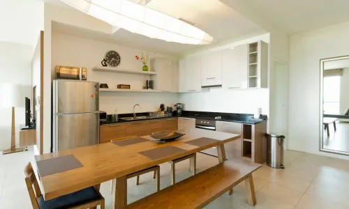 Модные апартаменты с 2 спальнями и с видом на море в проекте Карон Хилл, на пляже Карон