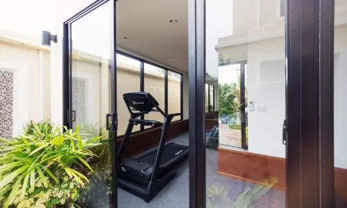 Модные апартаменты с 2 спальнями и с видом на бассейн в проекте Лаго, на пляже Найхарн