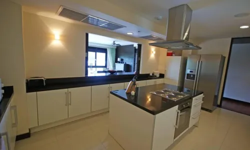 Прекрасные апартаменты с 3 спальнями и с видом на сад, не далеко от моря в проекте Чом Таван, на пляже Бангтао/Лагуна