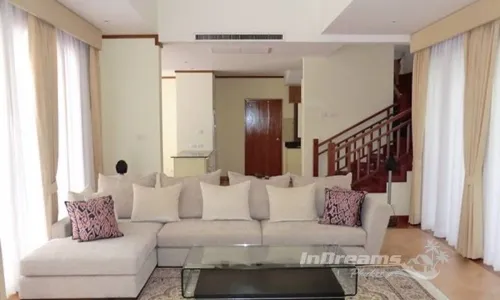 Cтильная вилла с 3 спальнями и с видом на бассейн в проекте Лагуна Хомс, на пляже Бангтао/Лагуна