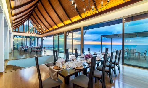 Прекрасная вилла премиум класса с 5 спальнями и с видом на море в проекте Малайвана, на пляже Найтон