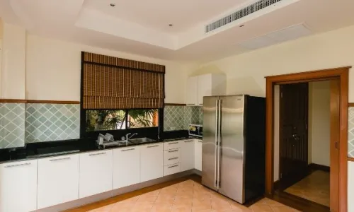 Сногсшибательная вилла с 3 спальнями и с видом на бассейн в проекте Лагуна  Фэйрвейс, на пляже Бангтао/Лагуна