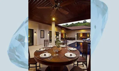 Cтильная вилла с 4 спальнями и с видом на бассейн в проекте Зе Виллас, на пляже Найхарн