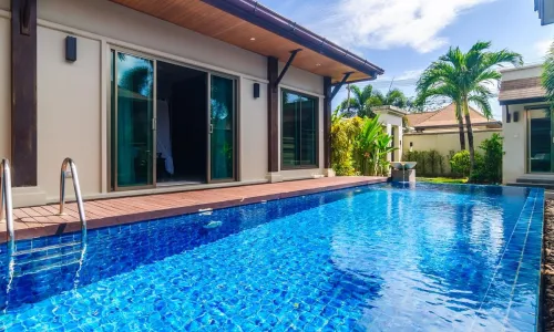 Прекрасная вилла с 3 спальнями и с видом на бассейн в проекте Ниш Виллас, на пляже Найхарн