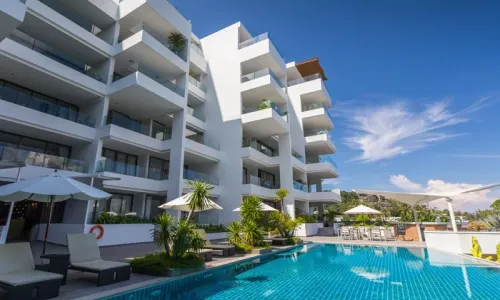 Модные апартаменты с 3 спальнями и с видом на море в проекте Сансури, на пляже Сурин