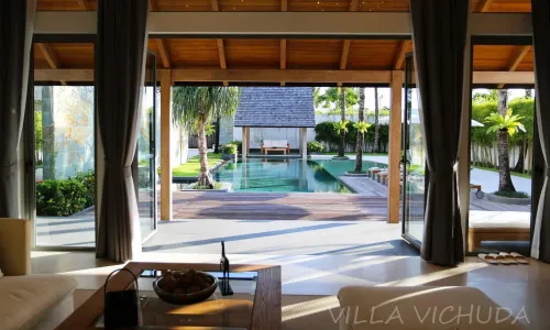 Роскошная вилла премиум класса с 7 спальнями и с видом на море в проекте Ля Колин, на пляже Лаян 