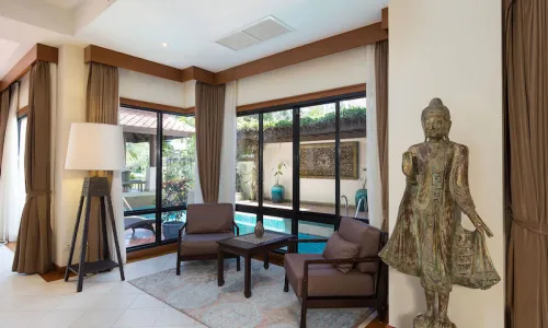 Сногсшибательная вилла с 4 спальнями и с видом на бассейн в проекте Ангсана Виллас Резорт, на пляже Бангтао/Лагуна