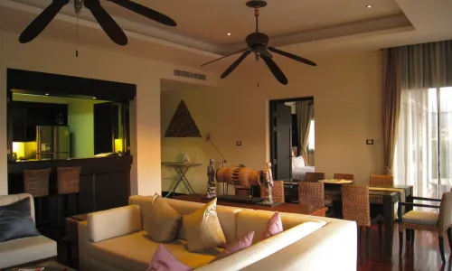 Роскошные апартаменты с 3 спальнями и с видом на сад, не далеко от моря в проекте Маантаван, на пляже Бангтао/Лагуна