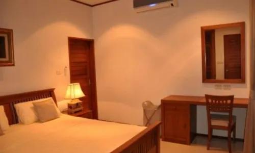 Шикарная вилла с 3 спальнями и с видом на бассейн в проекте Интира Виллас, на пляже Равай