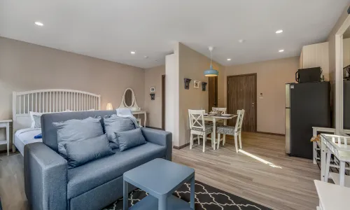 Комфортабельные апартаменты студия и с видом на бассейн в проекте Зе Тайтл Резиденс Наянг, на пляже Найянг