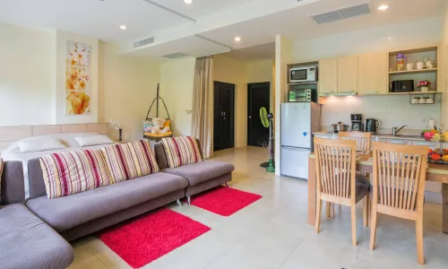 Превосходные апартаменты с 1 спальней и с видом на город в проекте Карон Хилл, на пляже Карон