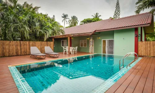 Роскошная вилла с 3 спальнями и с видом на сад, не далеко от моря, на пляже Чалонг