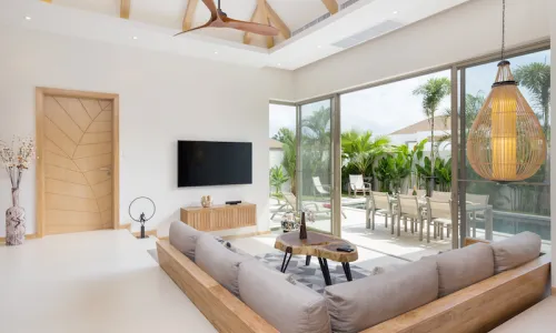 Роскошная вилла с 3 спальнями и с видом на бассейн в проекте Тричада, на пляже Бангтао/Лагуна